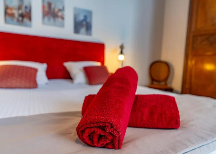 Logis Marybail, Elegant Avec Terrasse Dans Immeuble Art Deco, Pres De La Gare Et Du Centre-ville A Монтобан